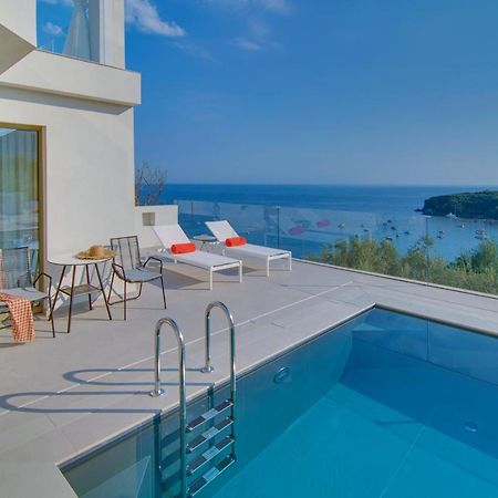 Livinghome Suites Parga Esterno foto