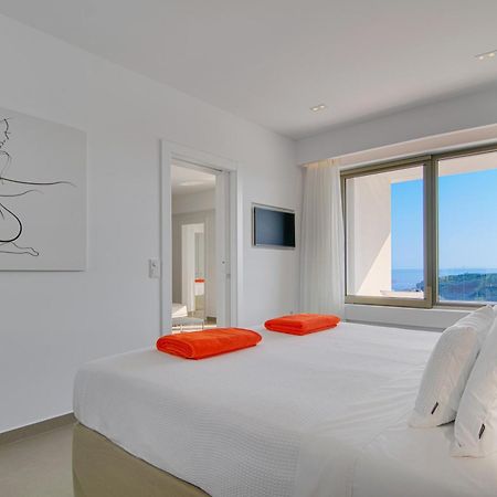 Livinghome Suites Parga Esterno foto